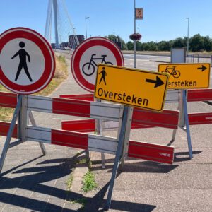 A4d Oog in Al - verkeersborden op de routes